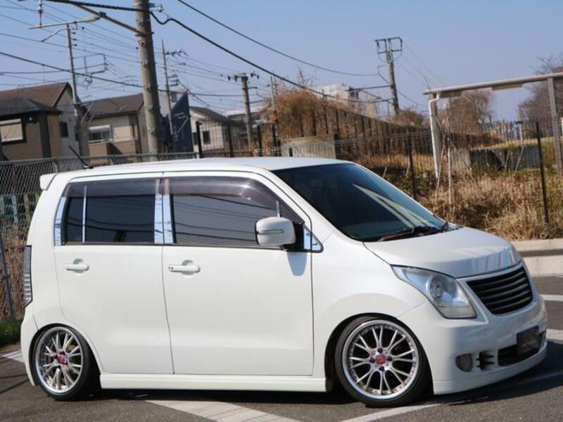 WAGON R