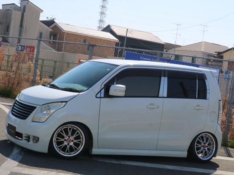 WAGON R