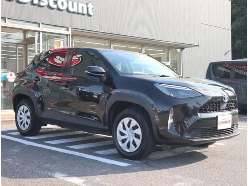 YARIS CROSS