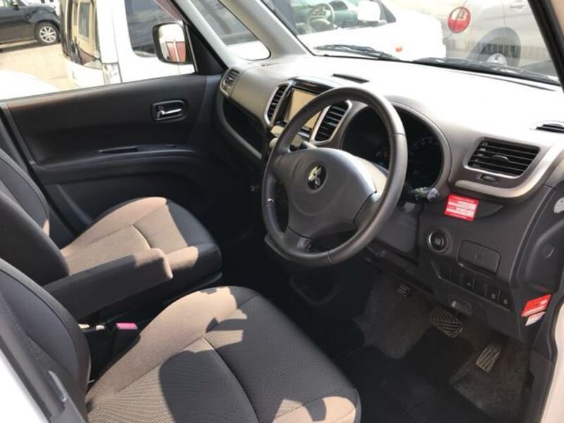 DELICA D2
