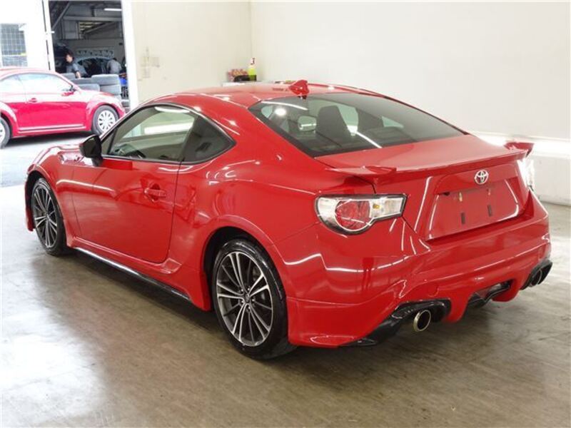 86