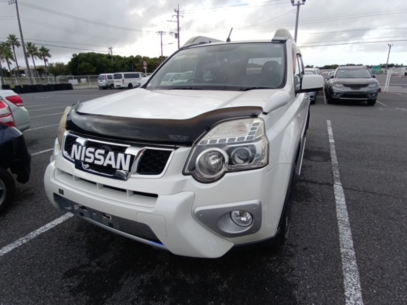 X-TRAIL