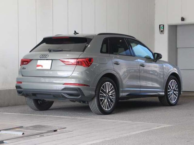 Q3