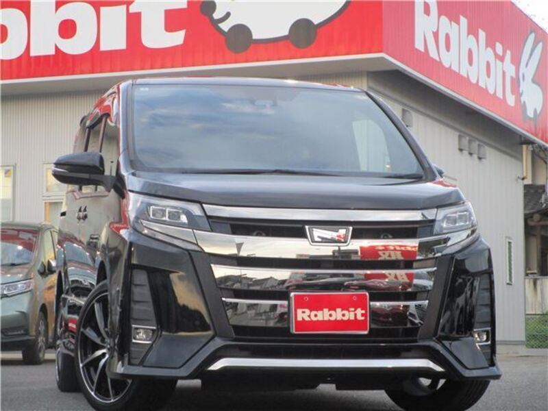 TOYOTA NOAH