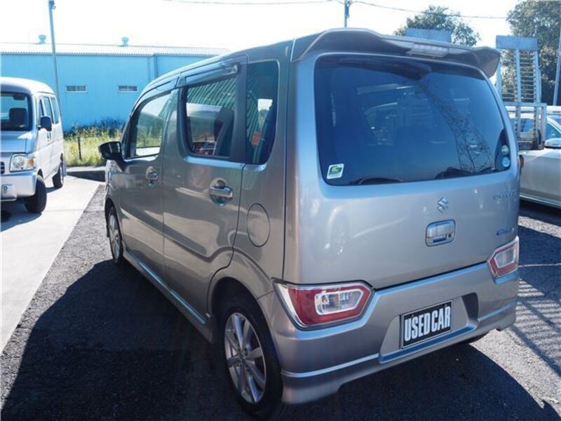 WAGON R