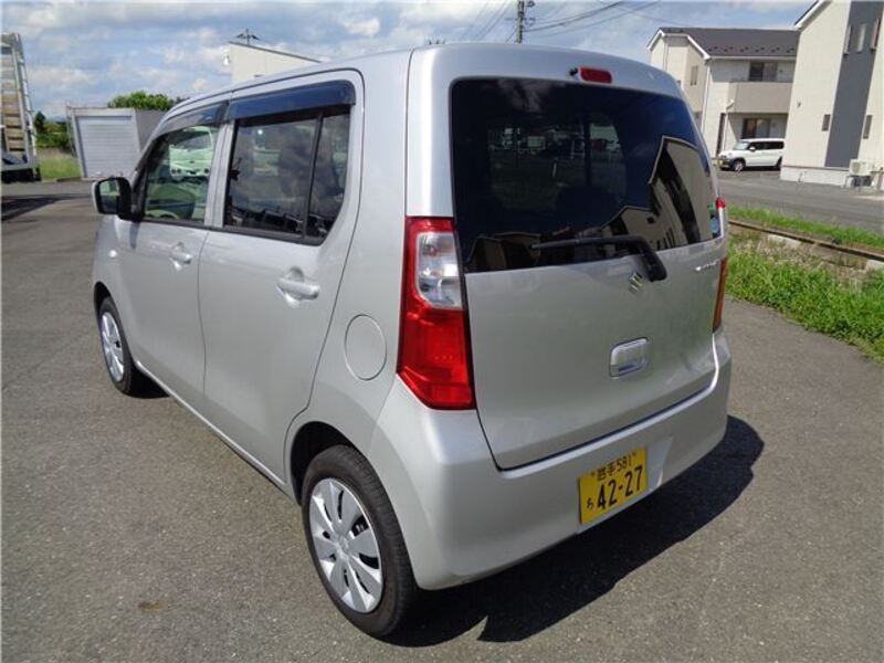 WAGON R