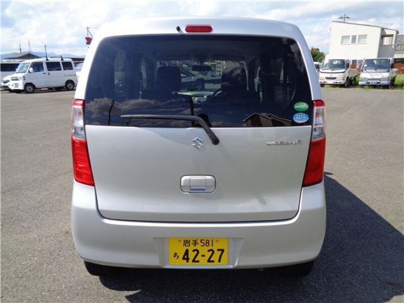 WAGON R