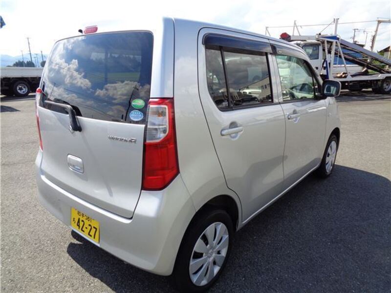WAGON R