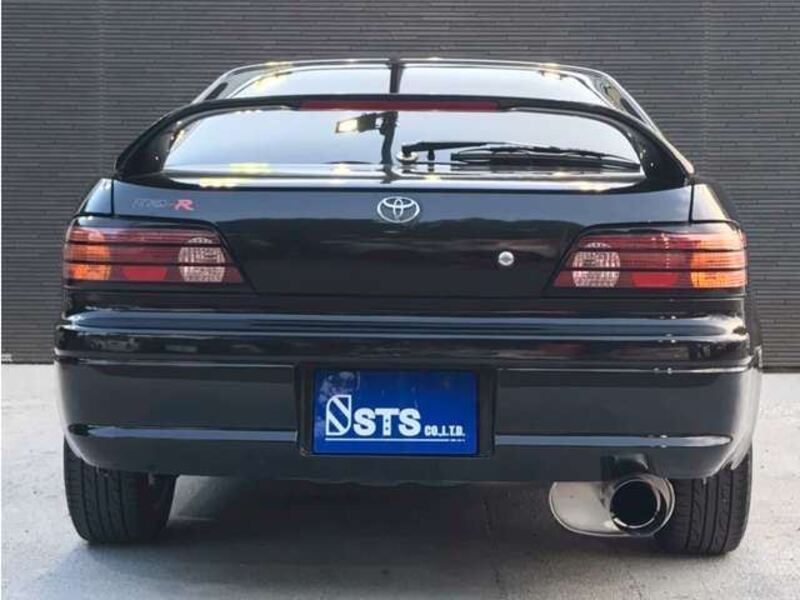 COROLLA LEVIN