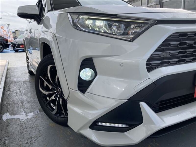 RAV4