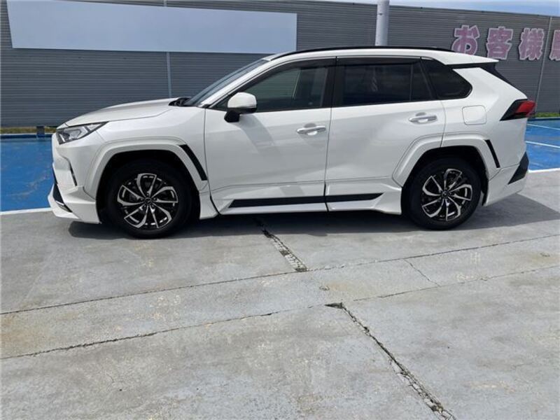 RAV4