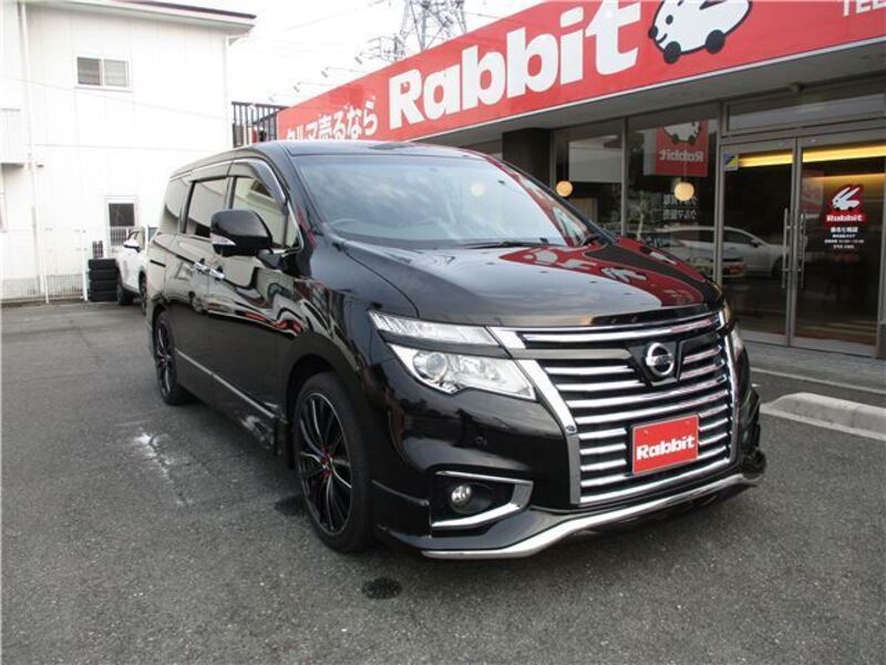 NISSAN ELGRAND