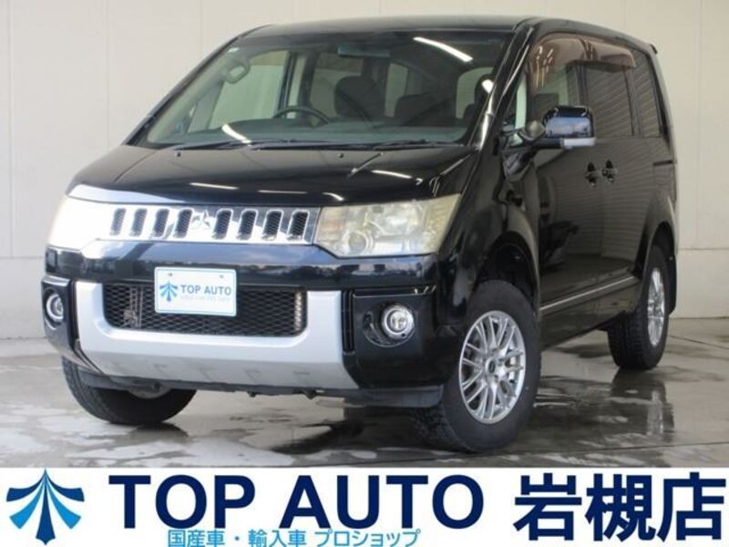 MITSUBISHI DELICA D5