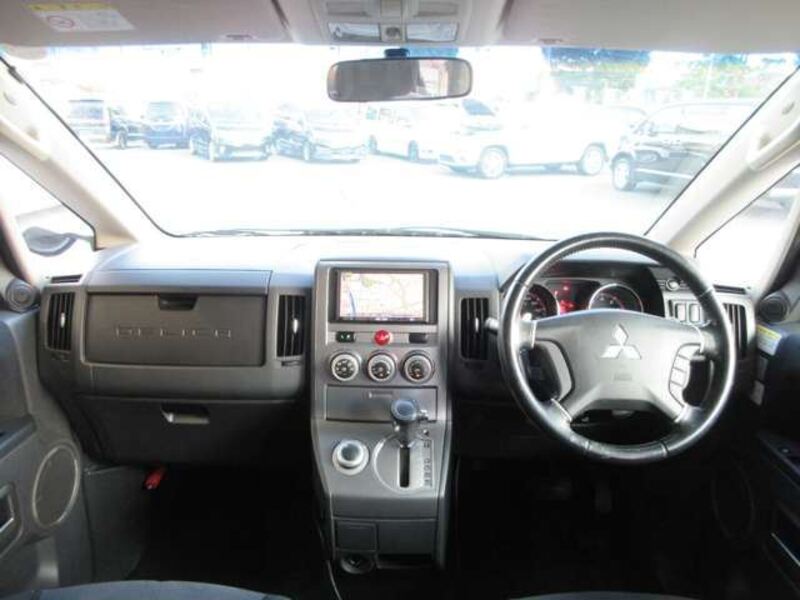 DELICA D5