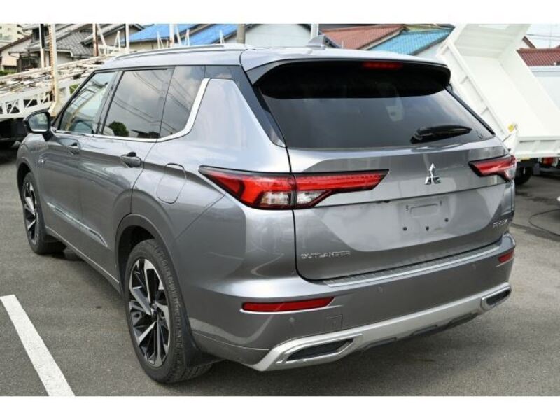 OUTLANDER PHEV