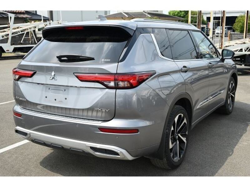 OUTLANDER PHEV