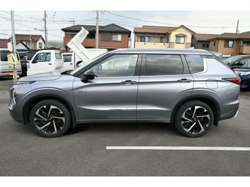 OUTLANDER PHEV