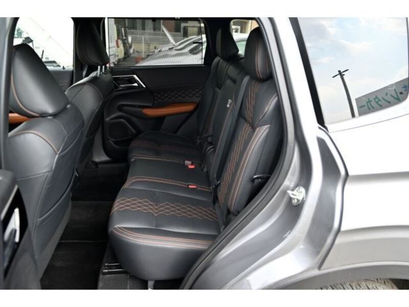 OUTLANDER PHEV