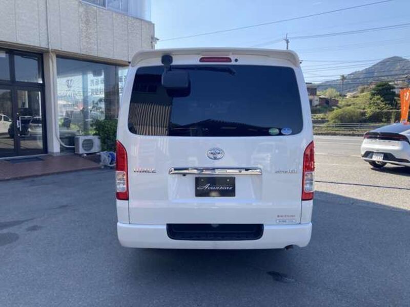 HIACE