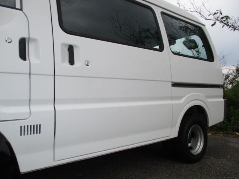BONGO VAN