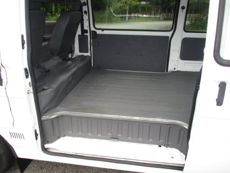 BONGO VAN