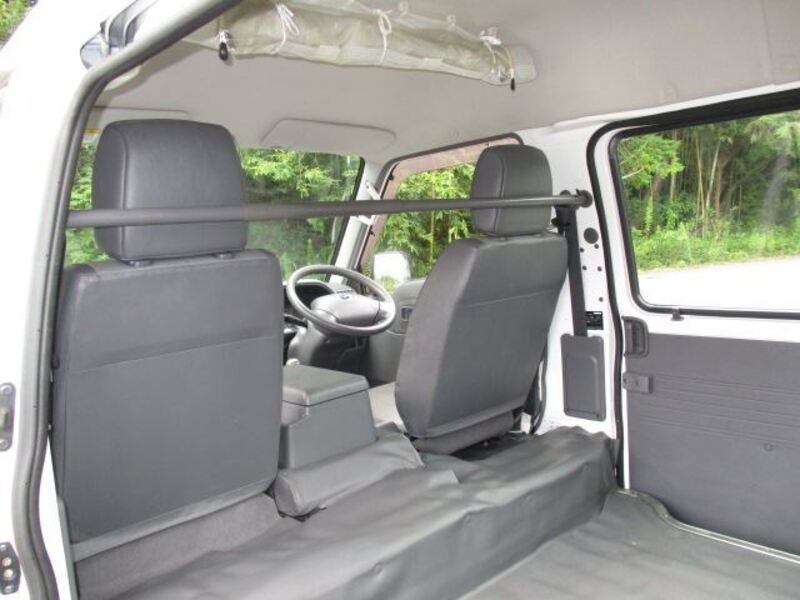 BONGO VAN