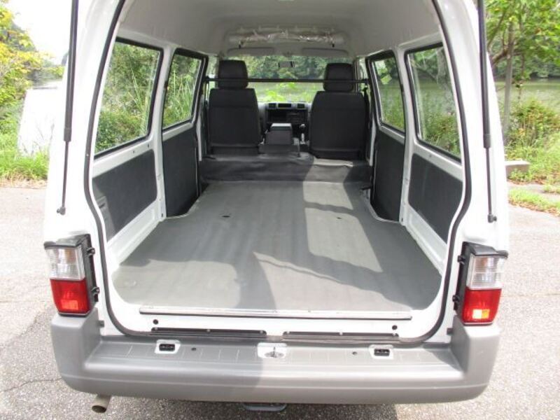 BONGO VAN