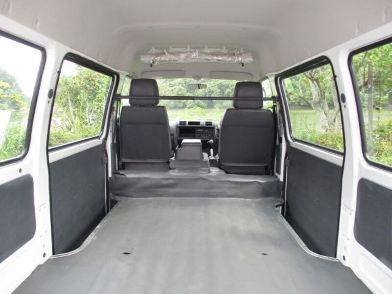 BONGO VAN