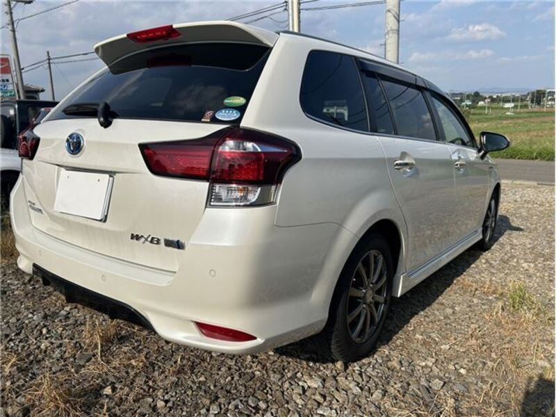 COROLLA FIELDER