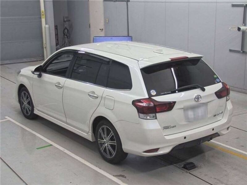 COROLLA FIELDER