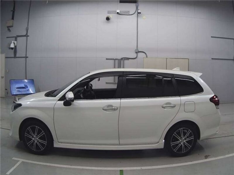 COROLLA FIELDER