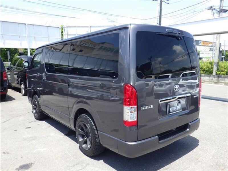 HIACE