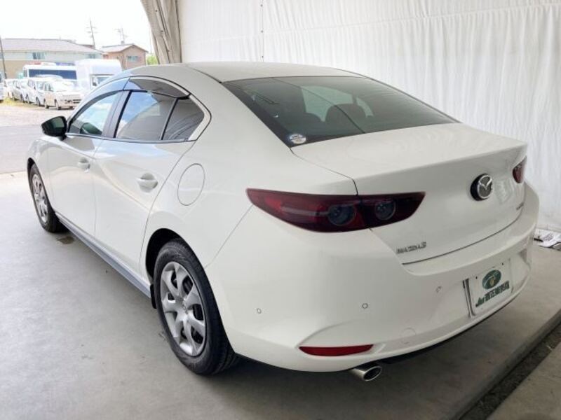 MAZDA3