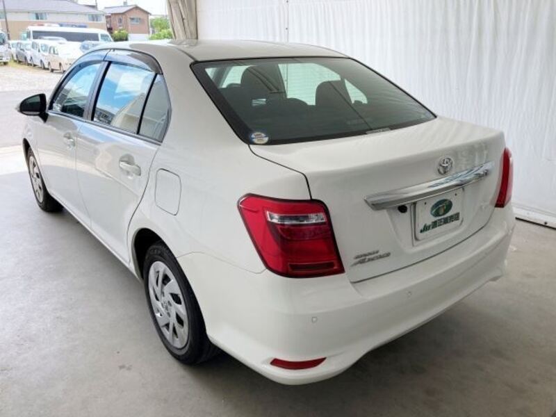 COROLLA AXIO
