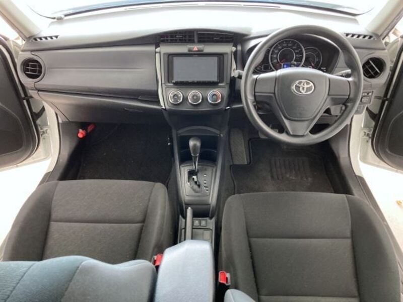 COROLLA AXIO