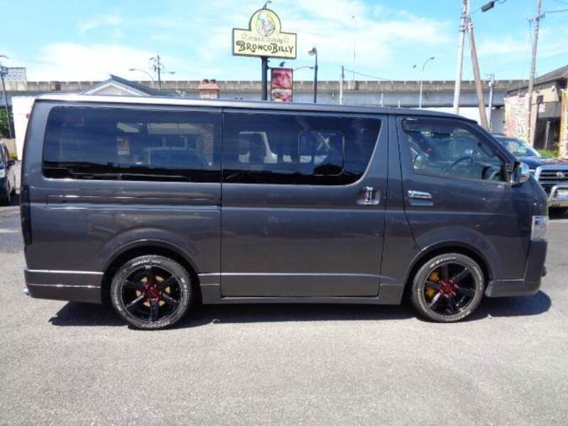 HIACE VAN