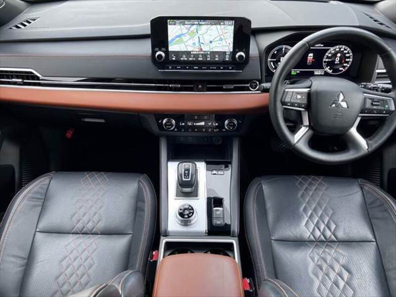 OUTLANDER PHEV