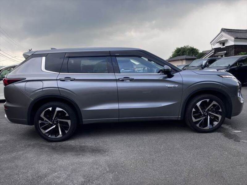 OUTLANDER PHEV