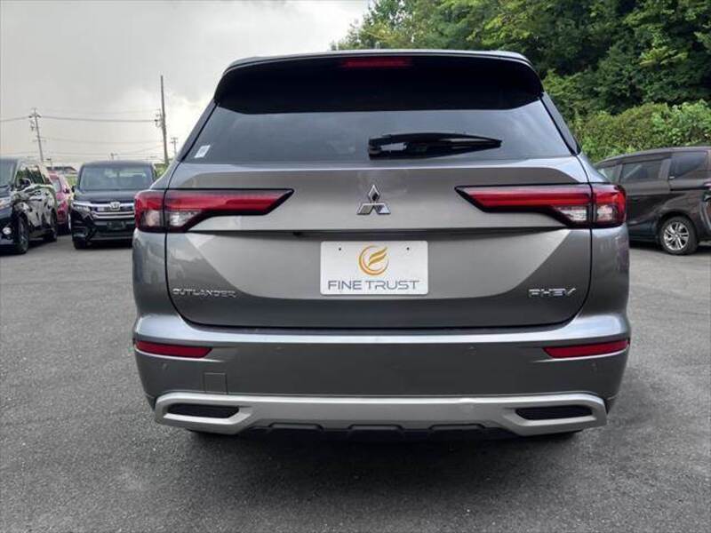 OUTLANDER PHEV