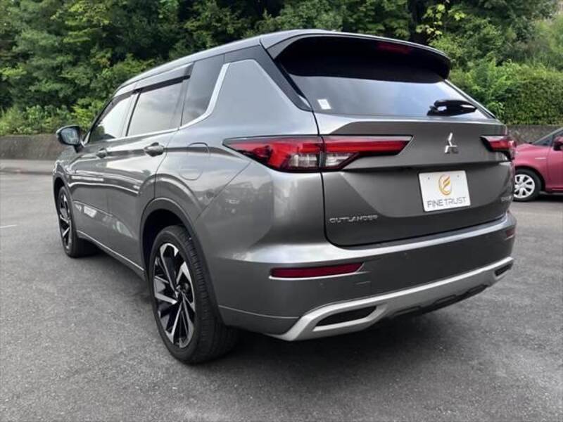 OUTLANDER PHEV