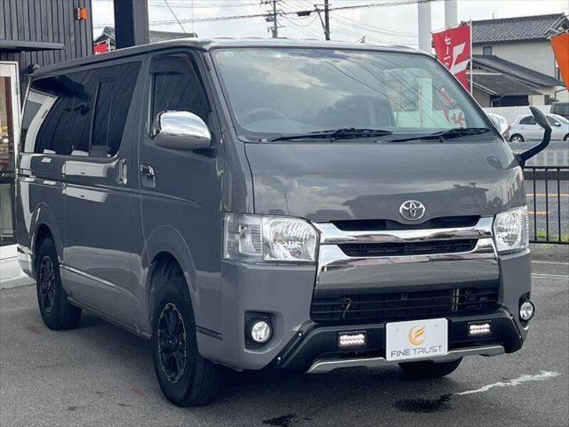 HIACE VAN