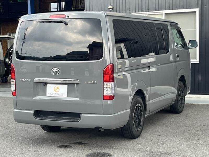 HIACE VAN