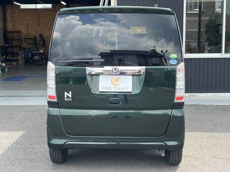 N BOX