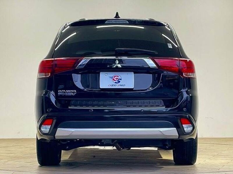 OUTLANDER PHEV
