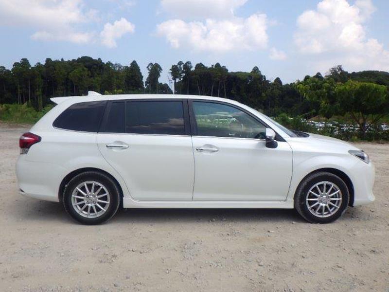 COROLLA FIELDER