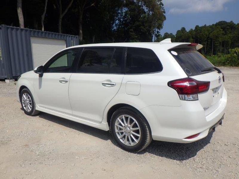 COROLLA FIELDER