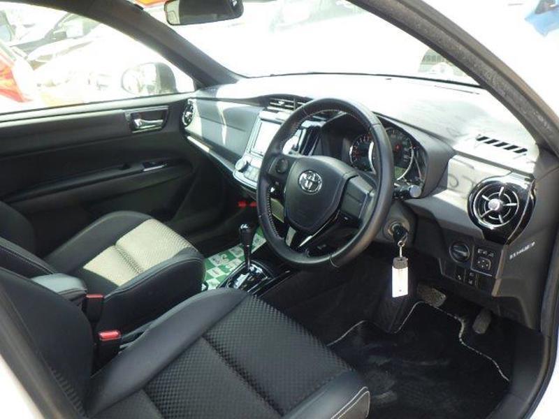 COROLLA FIELDER