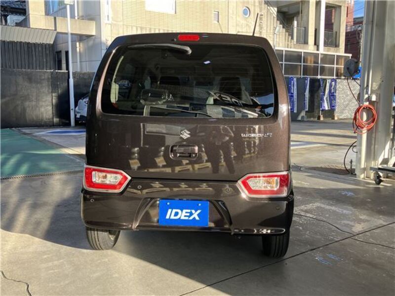 WAGON R