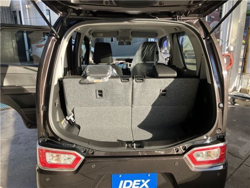 WAGON R