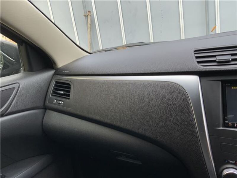 KIZASHI